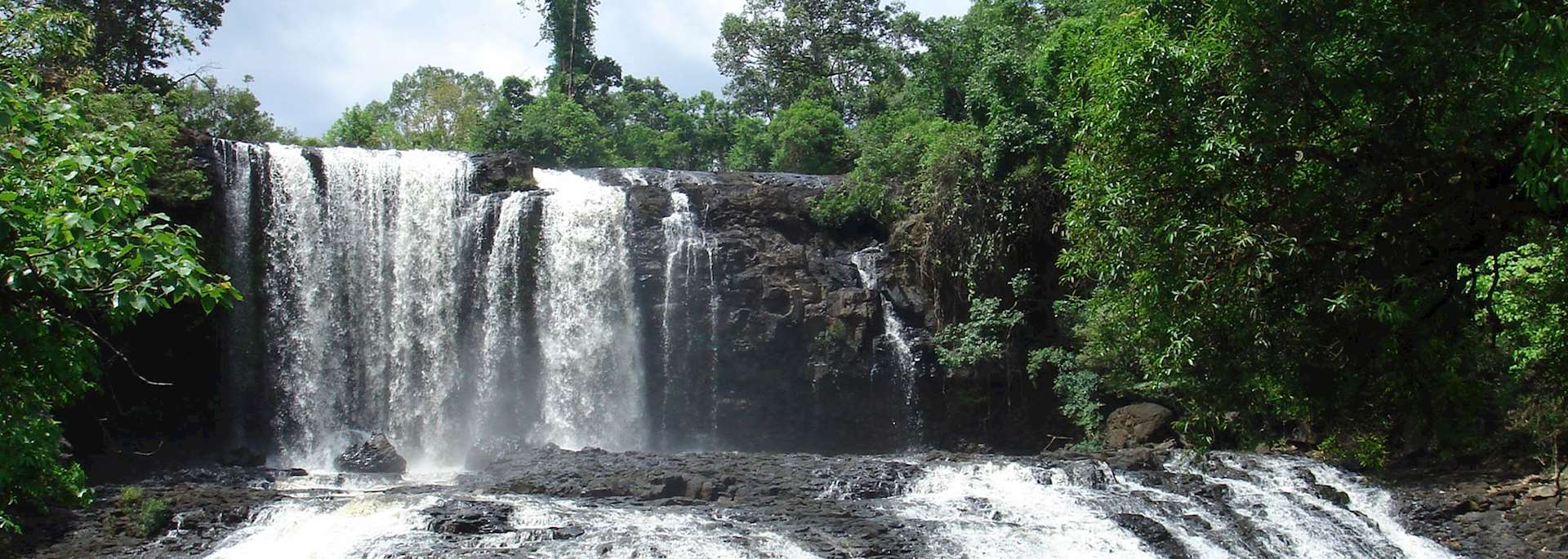 Bou Sraa Waterfalls, Sen Monorom
