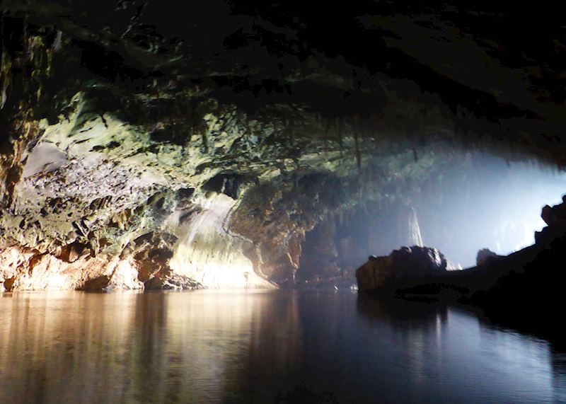 Xe Bang Fai River Cave