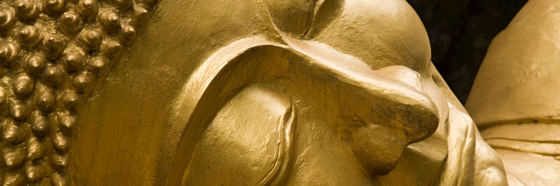 Sleeping buddha, Laos