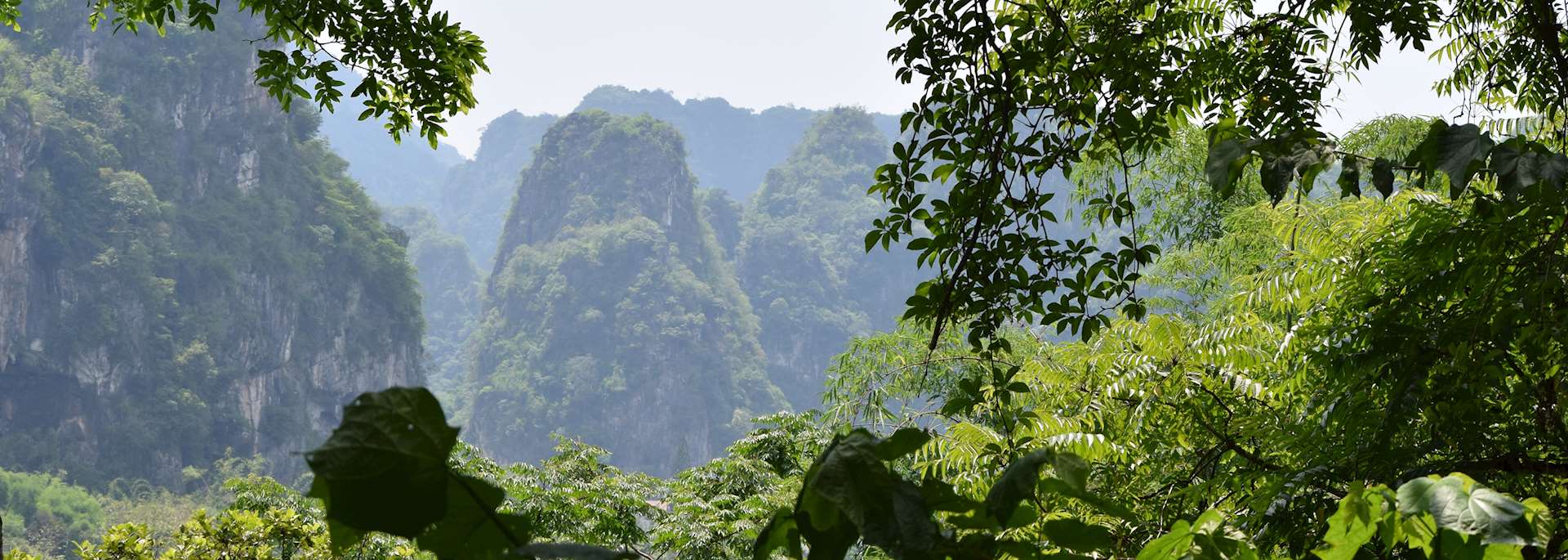 Scenery around Vieng Xai