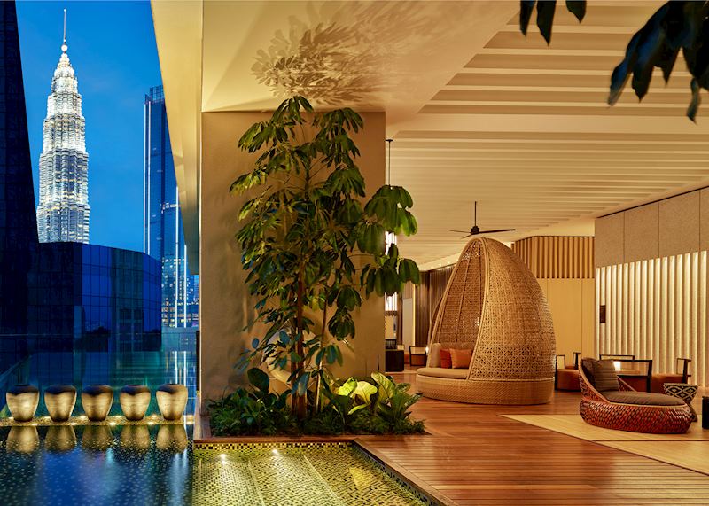 Outdoor pool and bar area, RuMa Hotel and Residences