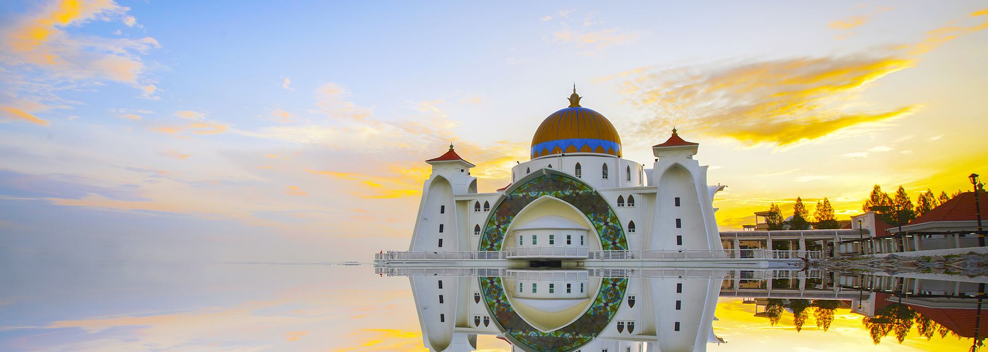 Malacca Straits Mosque, Malacca