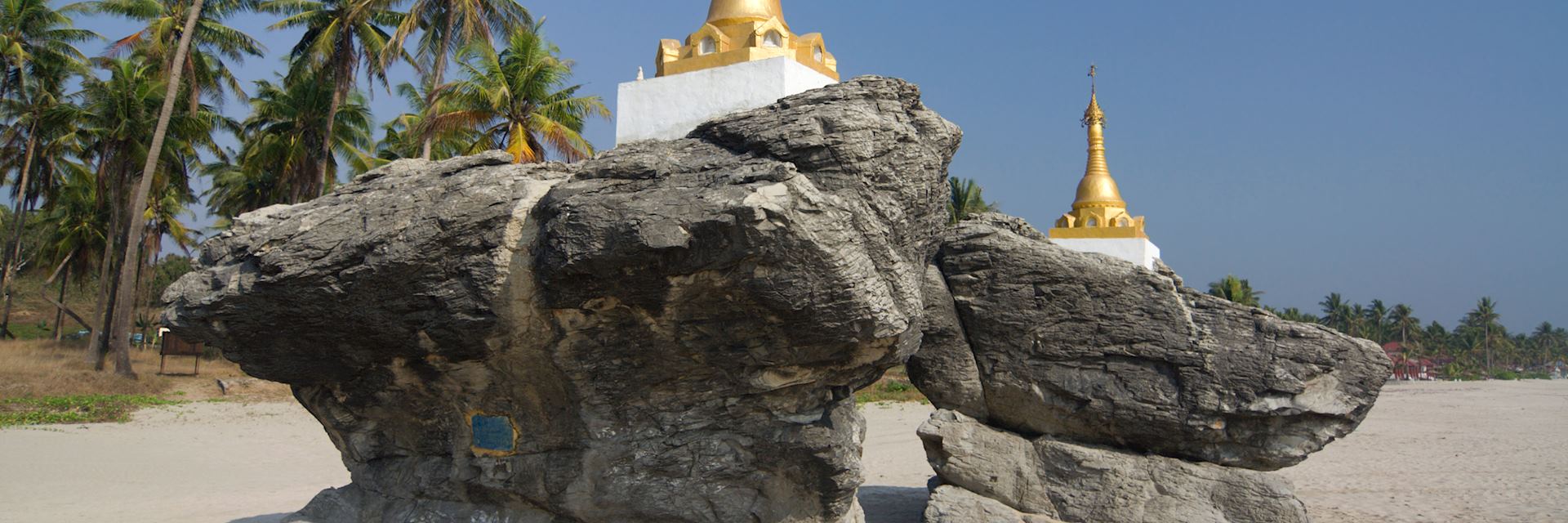 Ngwe Saung beach