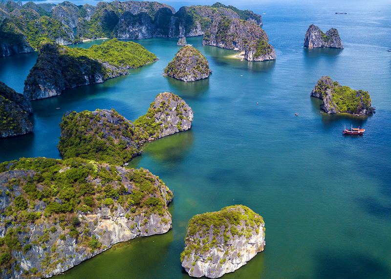 Lan Ha Bay, Vietnam