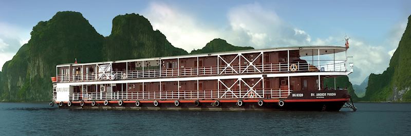 RV Angkor Pandaw cruising on the Red River