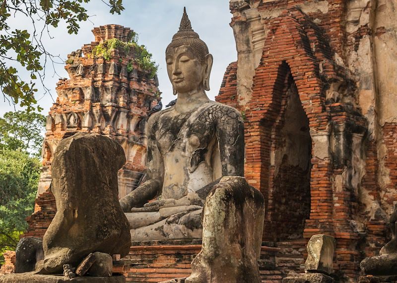 Wat Yai Chai Mongkhon, Thailand