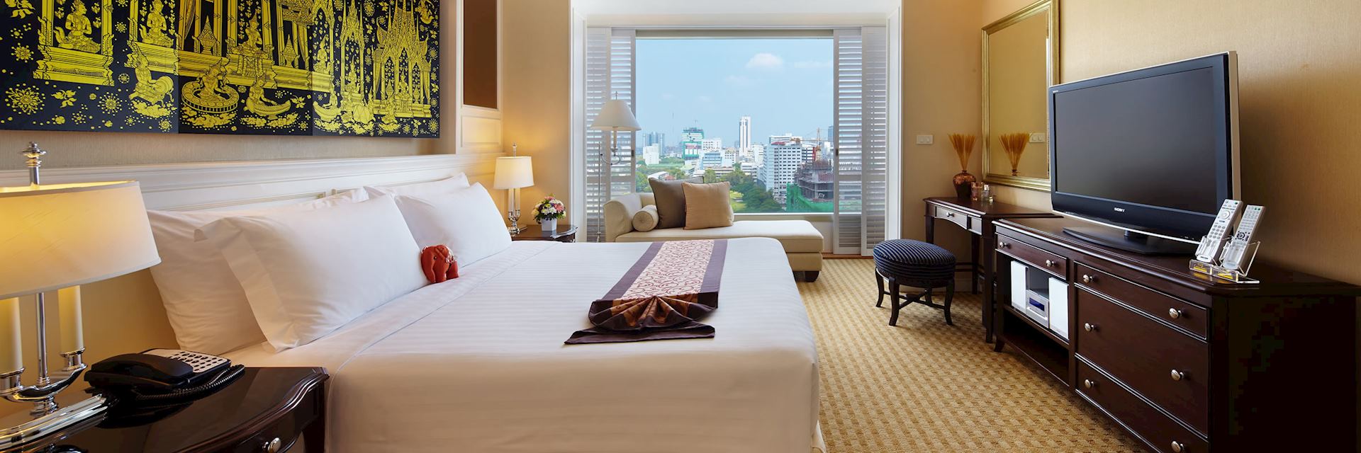 Grande Centre Point Hotel