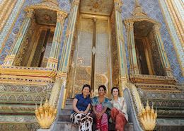 Elizabeth with friends in Bangkok, Thailand
