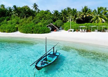 Makunudu Island, Maldives