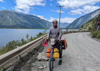 Tim cycling in Chile