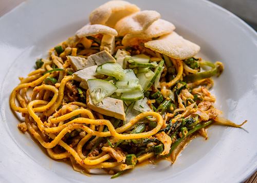 Indonesian dish, Lotek