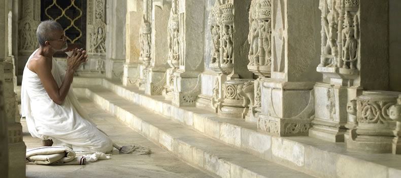 Jain devotee praying, Ranakpur, Rajasthan