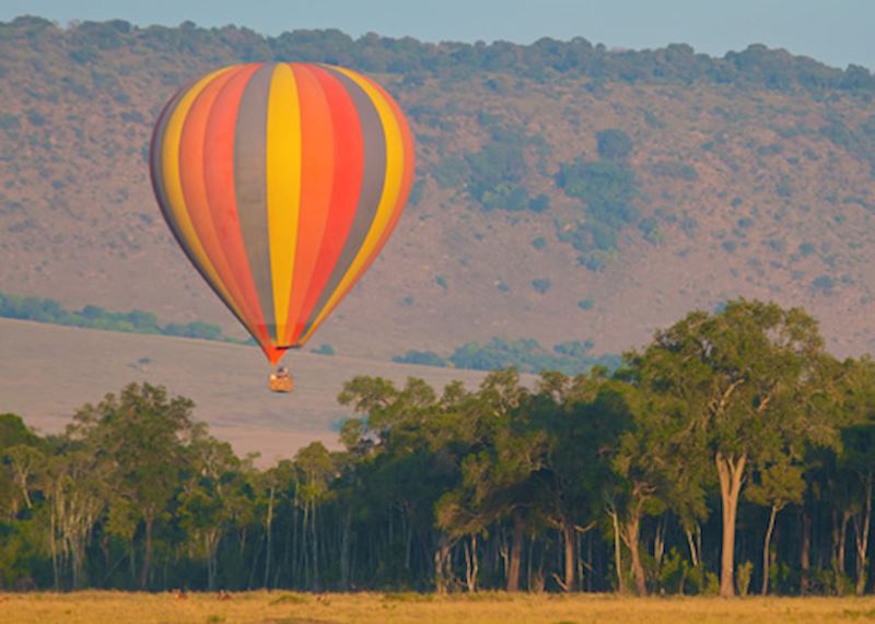 Balloon trips across the Mara