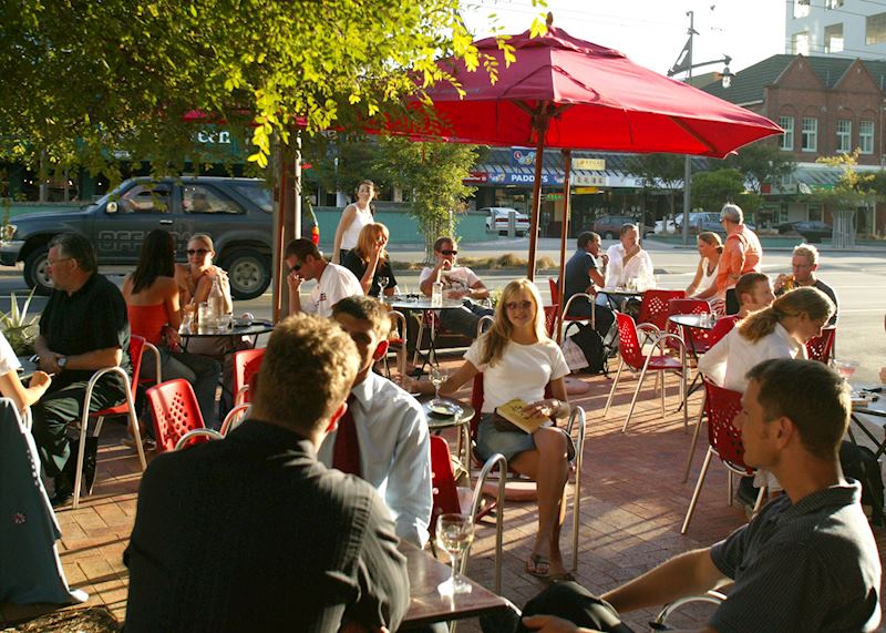 Alfresco dining, Wellington